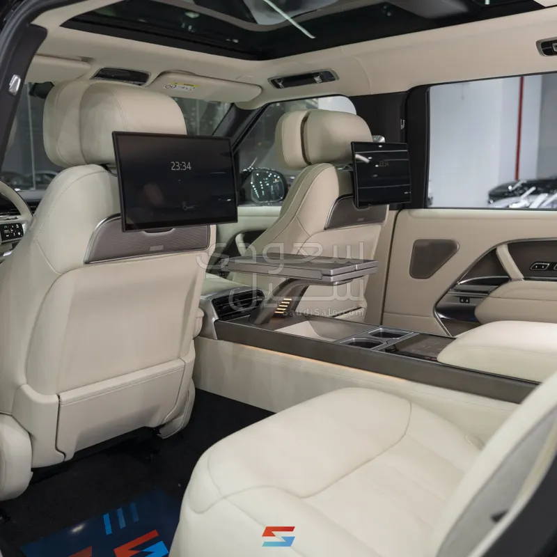 2025 Land Rover Range Rover SV Autobiography