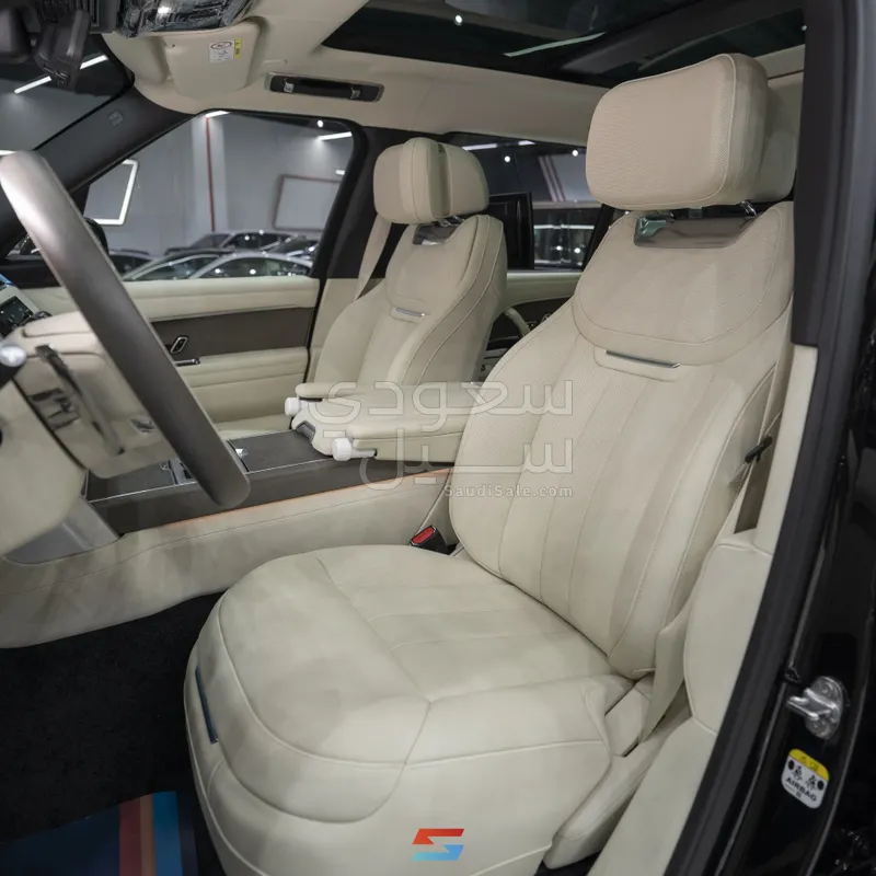 2025 Land Rover Range Rover SV Autobiography