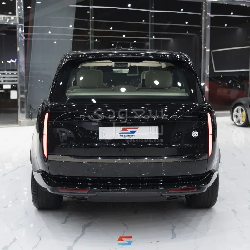 2025 Land Rover Range Rover SV Autobiography