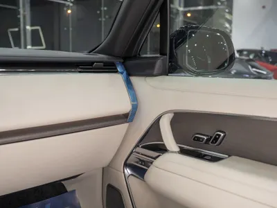 2025 Land Rover Range Rover SV Autobiography