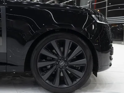 2025 Land Rover Range Rover SV Autobiography