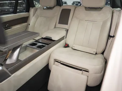 2025 Land Rover Range Rover SV Autobiography