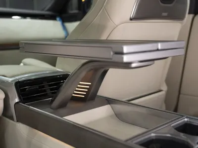 2025 Land Rover Range Rover SV Autobiography