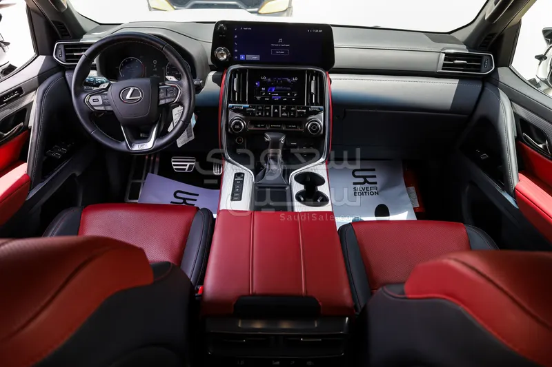 2025 Lexus LX 600 F