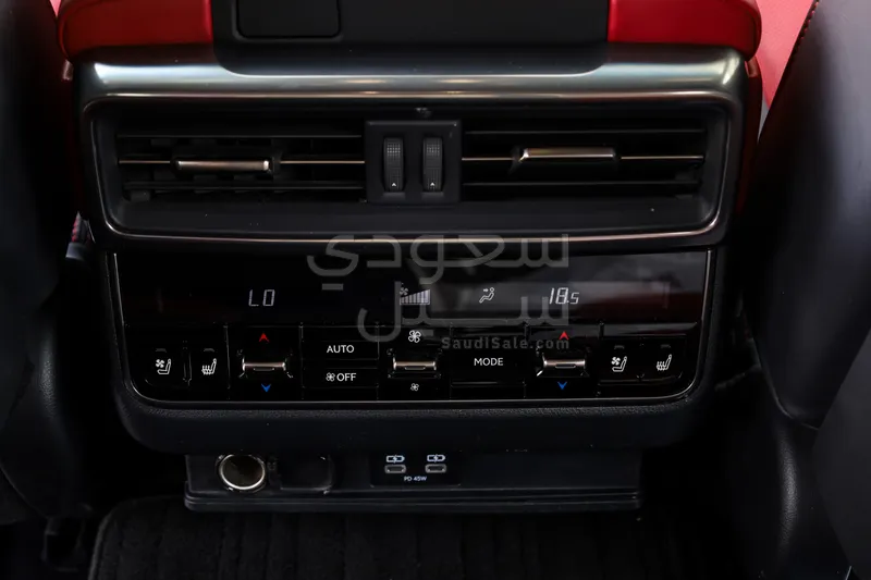2025 Lexus LX 600 F
