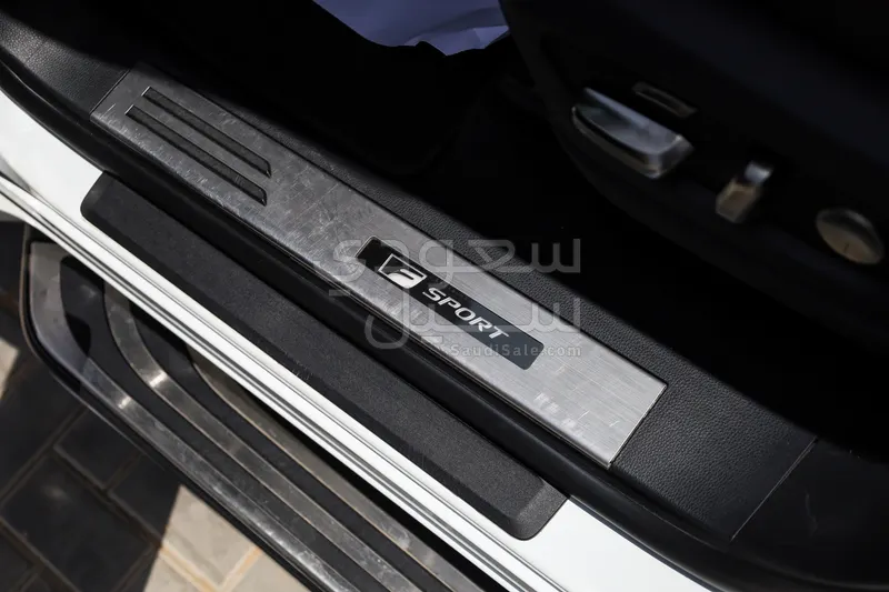 2025 Lexus LX 600 F