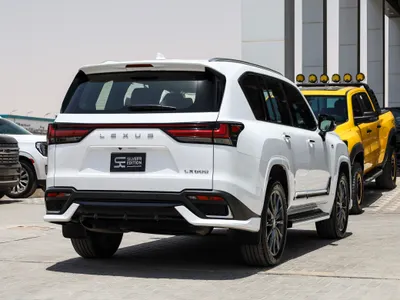 2025 Lexus LX 600 F