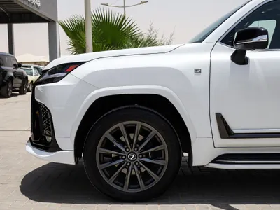 2025 Lexus LX 600 F