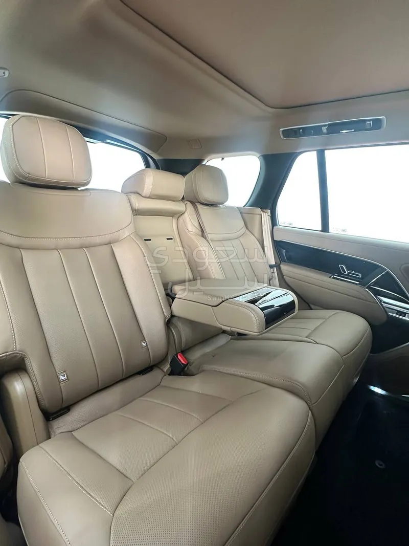 2026 Land Rover Range Rover HSE