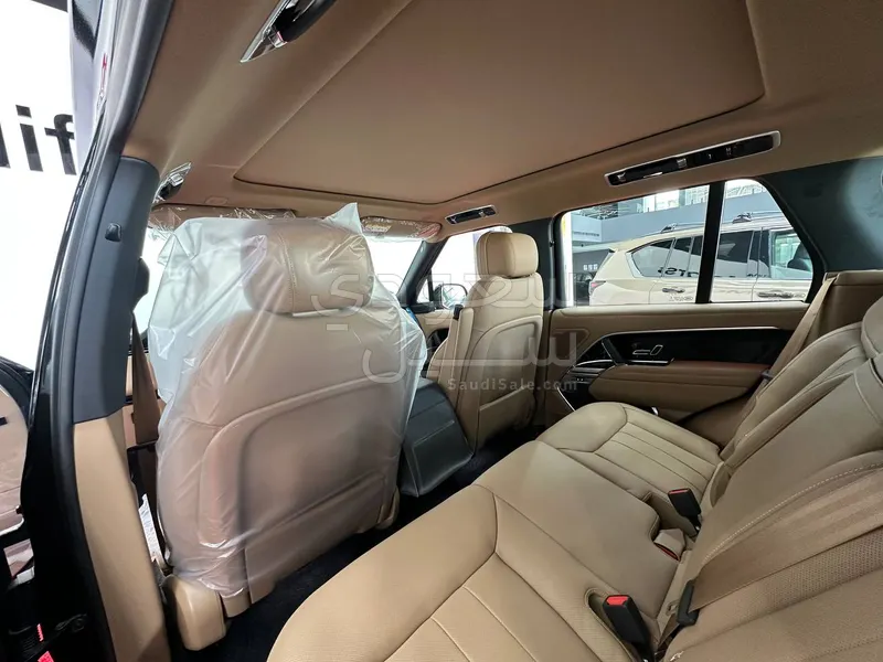 2026 Land Rover Range Rover HSE