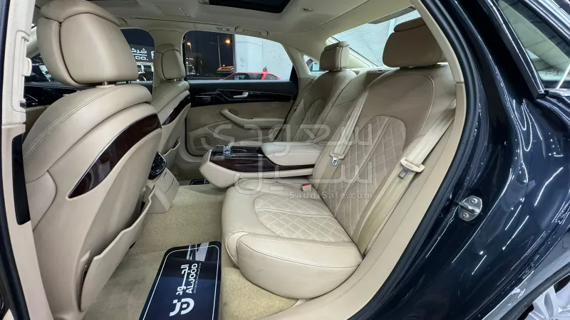 2014 اودي اي 8
