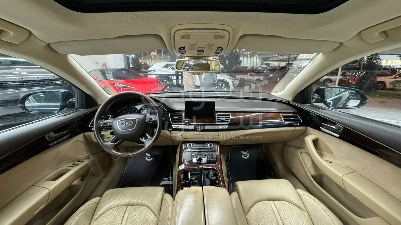 2014 اودي اي 8