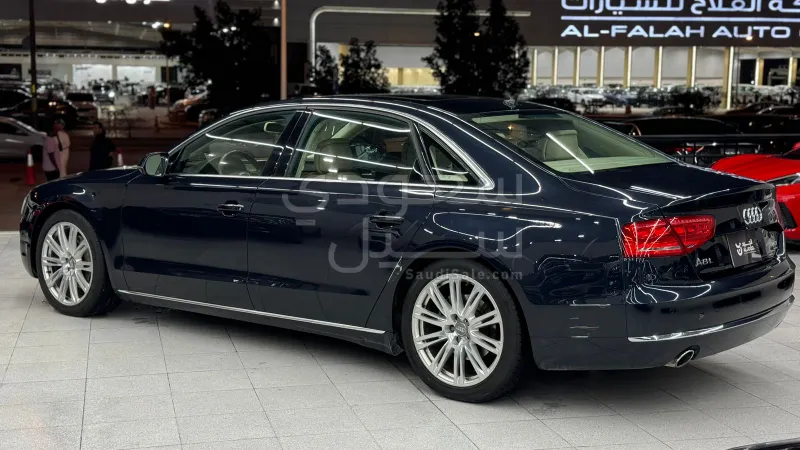 2014 اودي اي 8