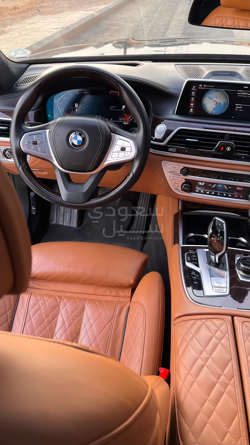 2021 بي ام دبليو الفئة السابعة 750 إل أي