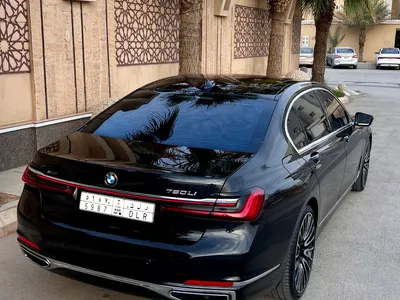 2021 بي ام دبليو الفئة السابعة 750 إل أي