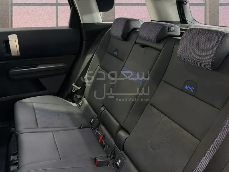 2026 ميني كونتري مان