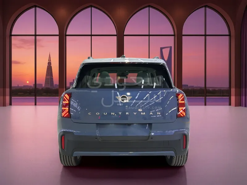 2025 ميني كونتري مان