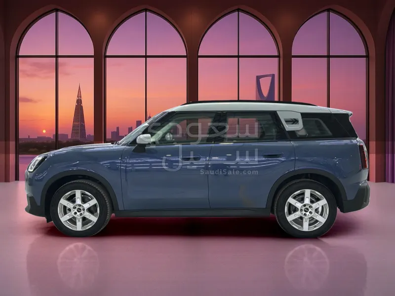 2025 ميني كونتري مان
