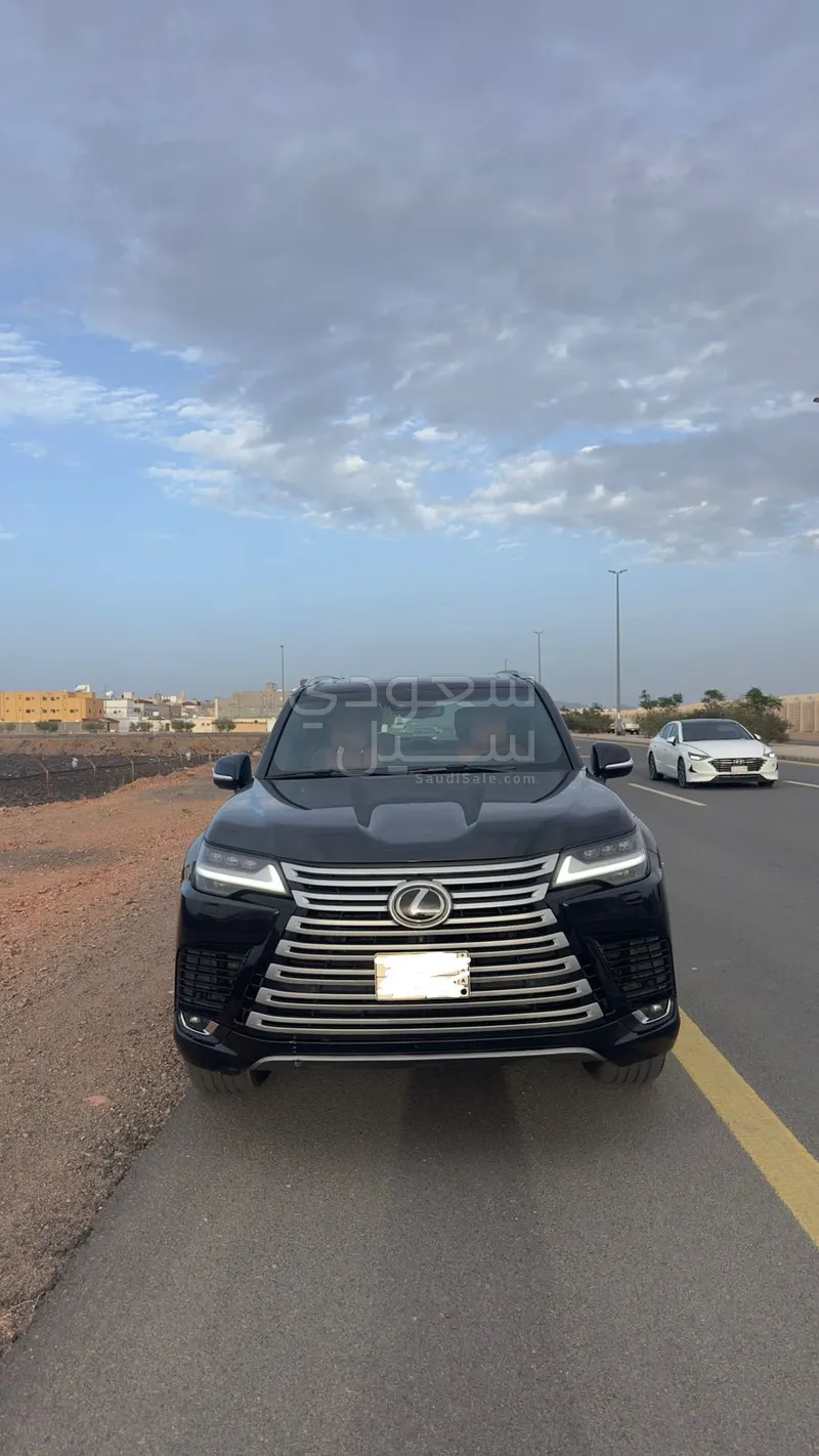 2022 Lexus LX 600 vip