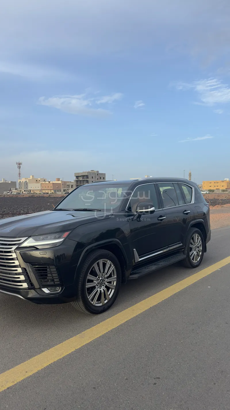 2022 Lexus LX 600 vip