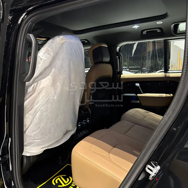 2026 لاند روفر ديفيندر اس اي