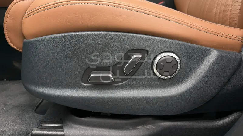 2026 جينيسيس جي في 70