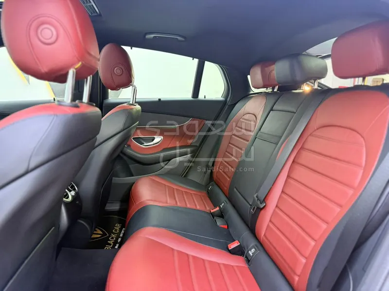 2023 Mercedes-Benz GLC 200