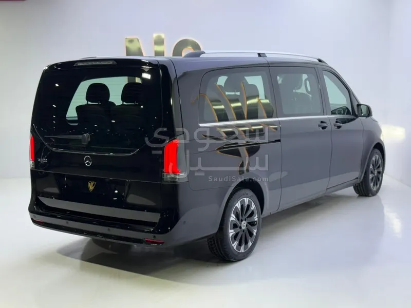 2026 Mercedes-Benz V 300