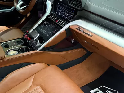 2024 Lamborghini URUS S