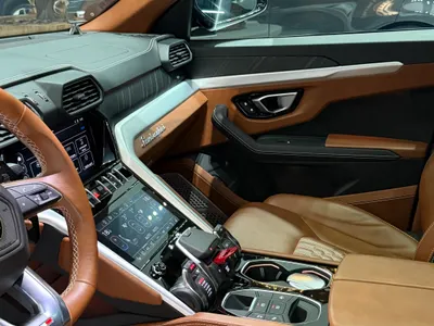 2024 Lamborghini URUS S