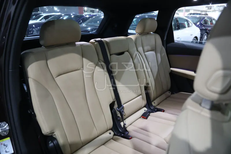 2021 Audi Q7