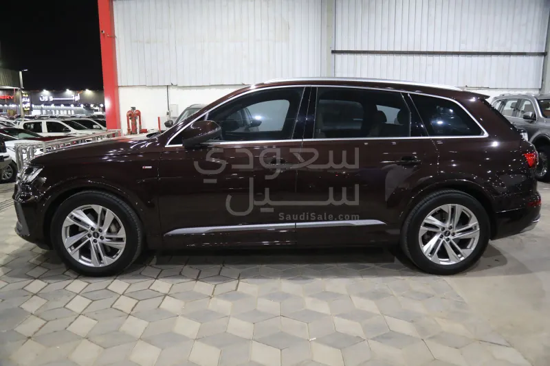 2021 Audi Q7