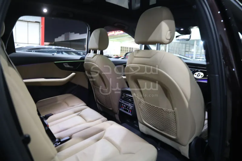 2021 Audi Q7