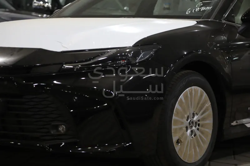 2026 تويوتا كامري ال اي