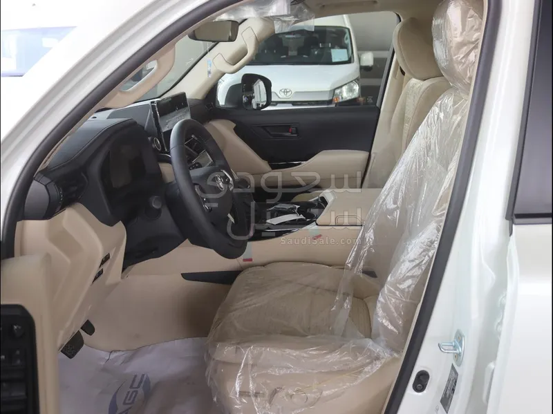 2026 Toyota Land Cruiser GXR