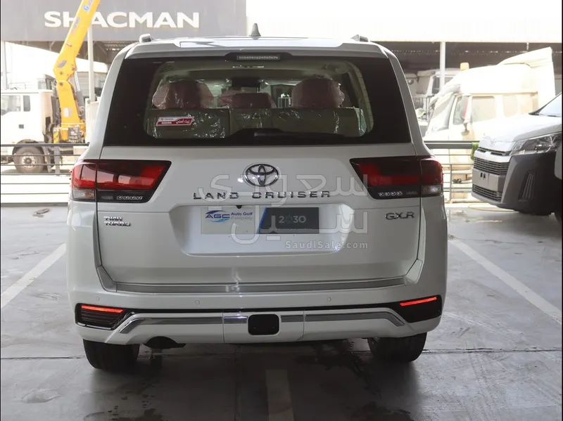 2026 Toyota Land Cruiser GXR