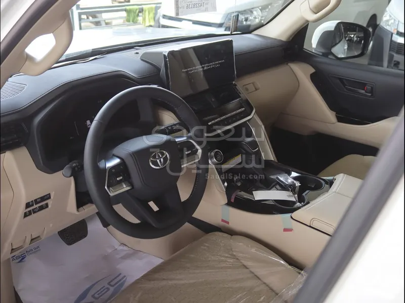 2026 Toyota Land Cruiser GXR