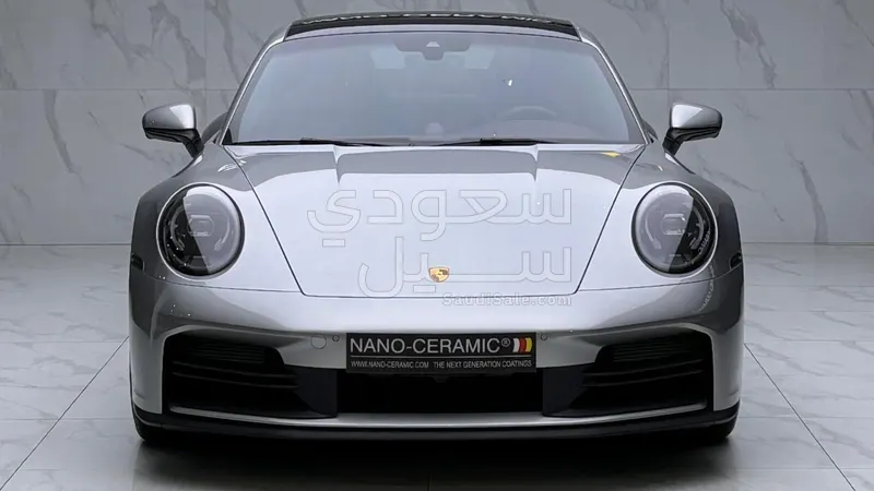 2025 بورش 911 كاريرا