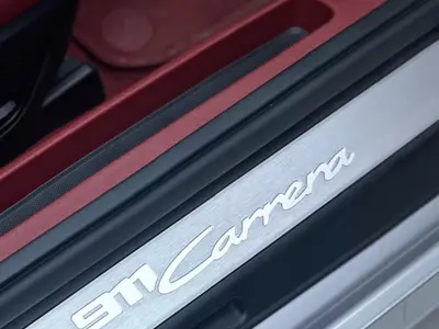 2025 بورش 911 كاريرا