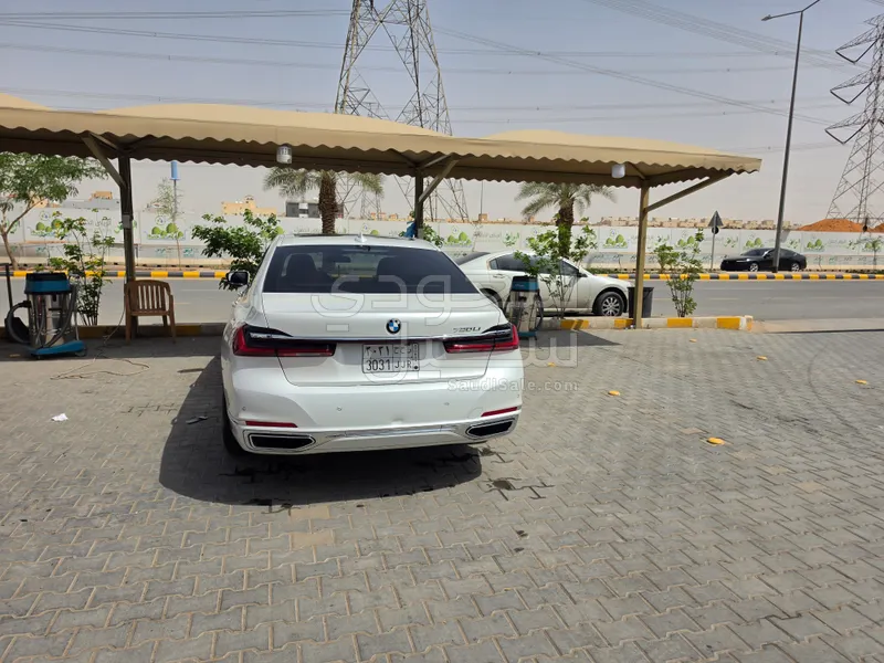 2022 BMW 7 Series 730Li