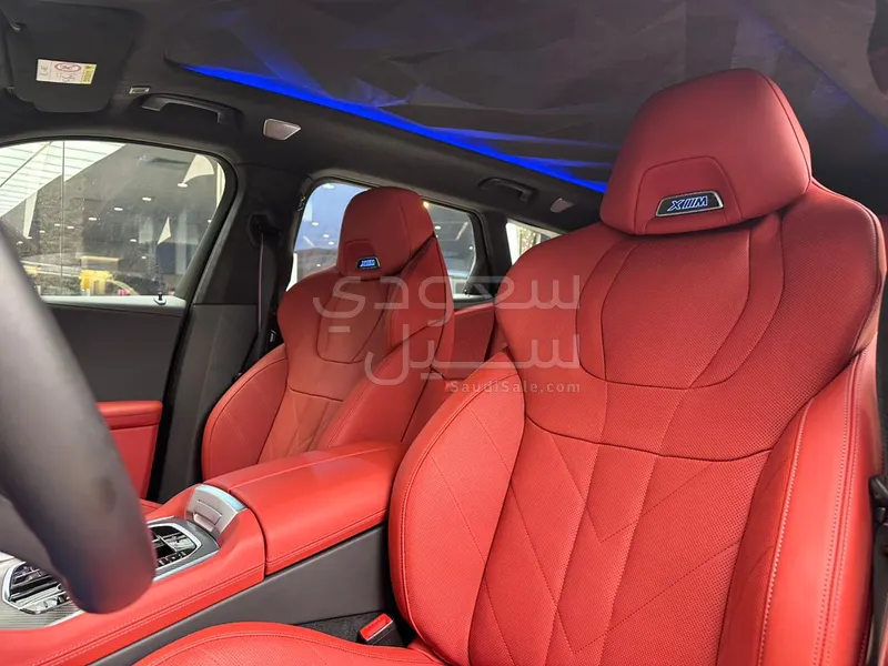 2023 بي ام دبليو اكس ام