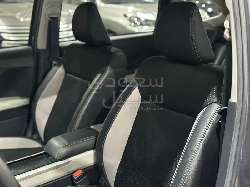 2024 تويوتا فيلوز