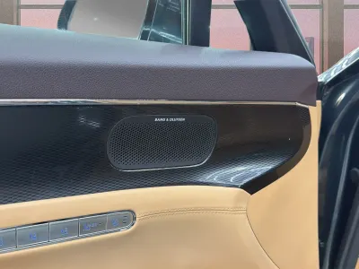 2025 Genesis G 90
