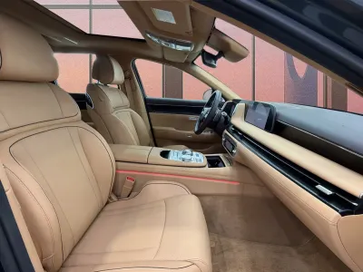 2025 Genesis G 90