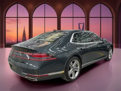 2025 Genesis G 90