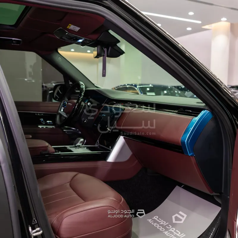 2024 Land Rover Range Rover Autobiography