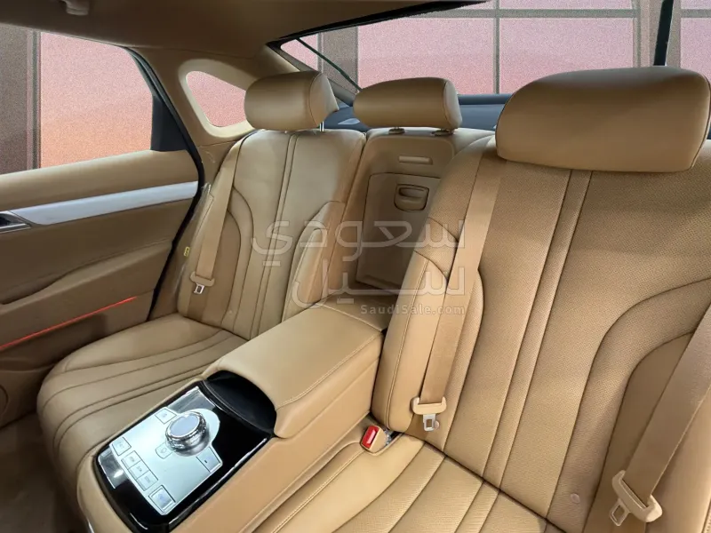 2026 Genesis G 80