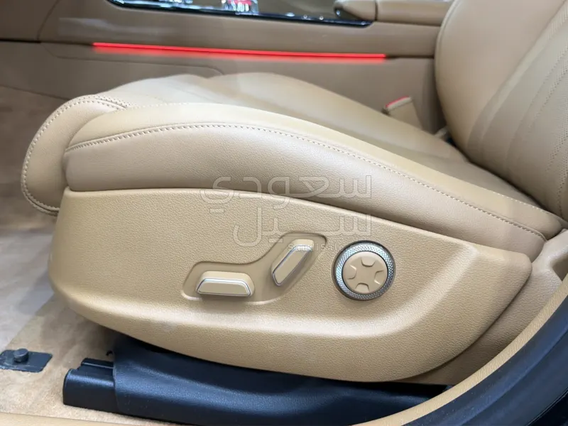 2026 Genesis G 80
