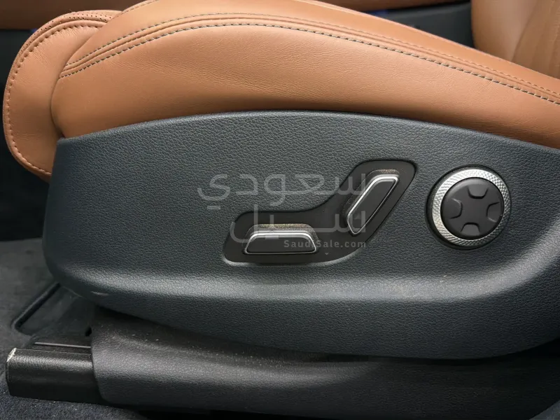 2026 Genesis GV 70