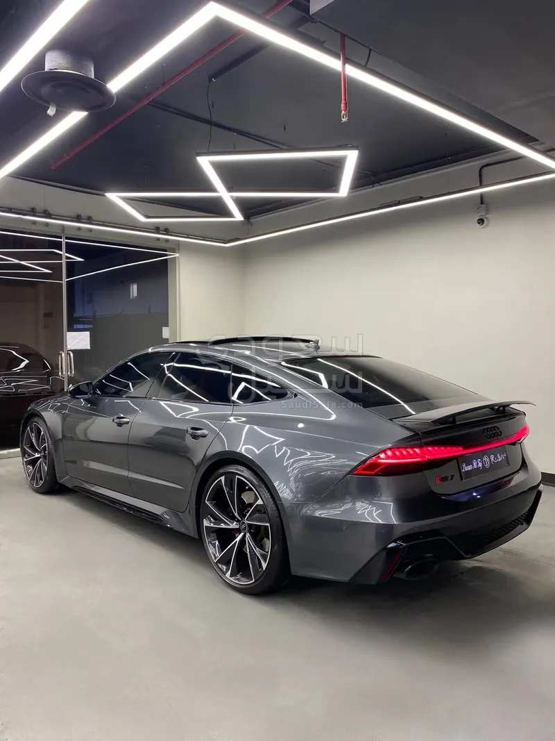 2021 Audi RS7